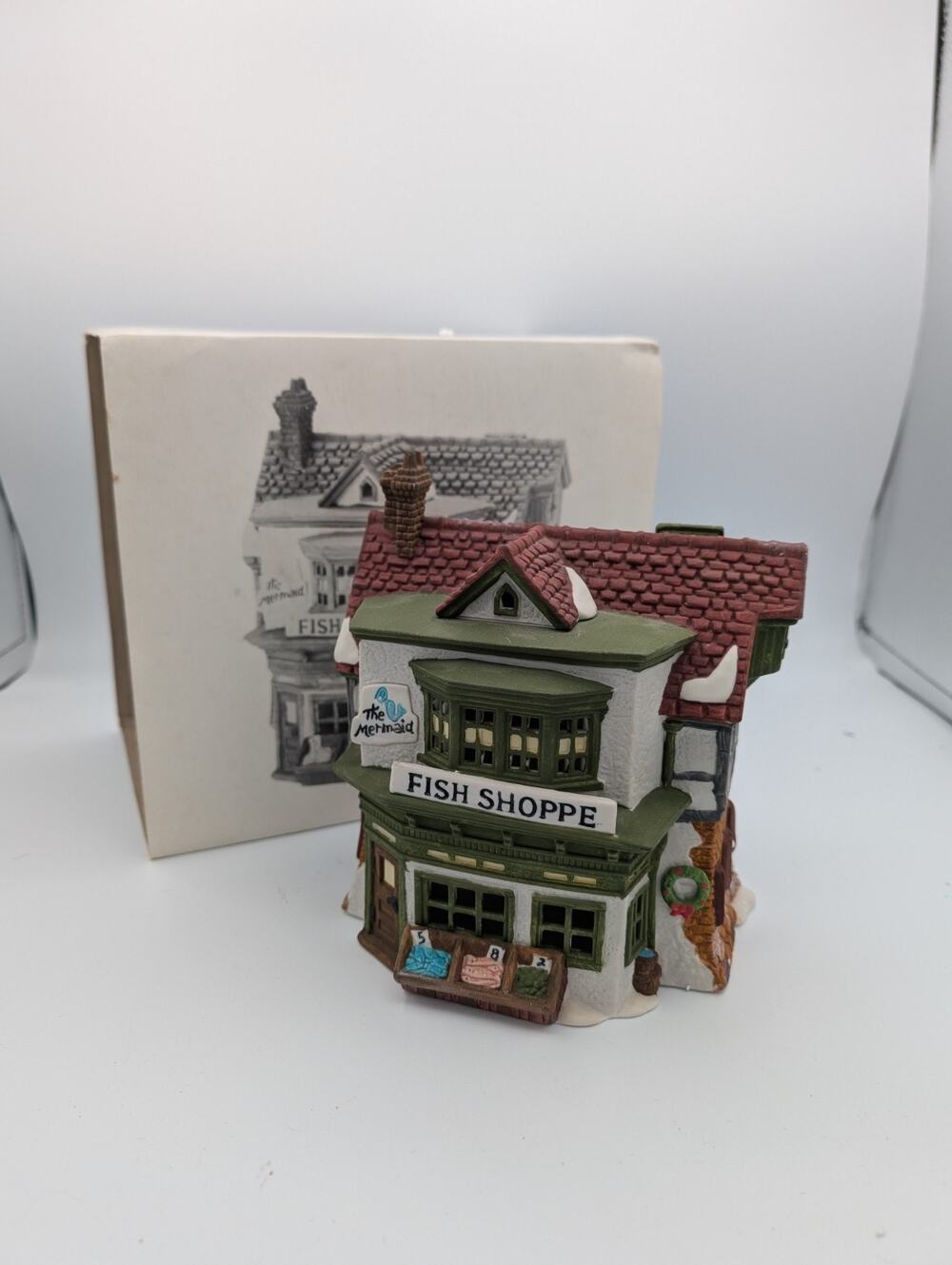 THE MERMAID FISH SHOPPE The Heritage Collection Dicken's Village Collection MIB